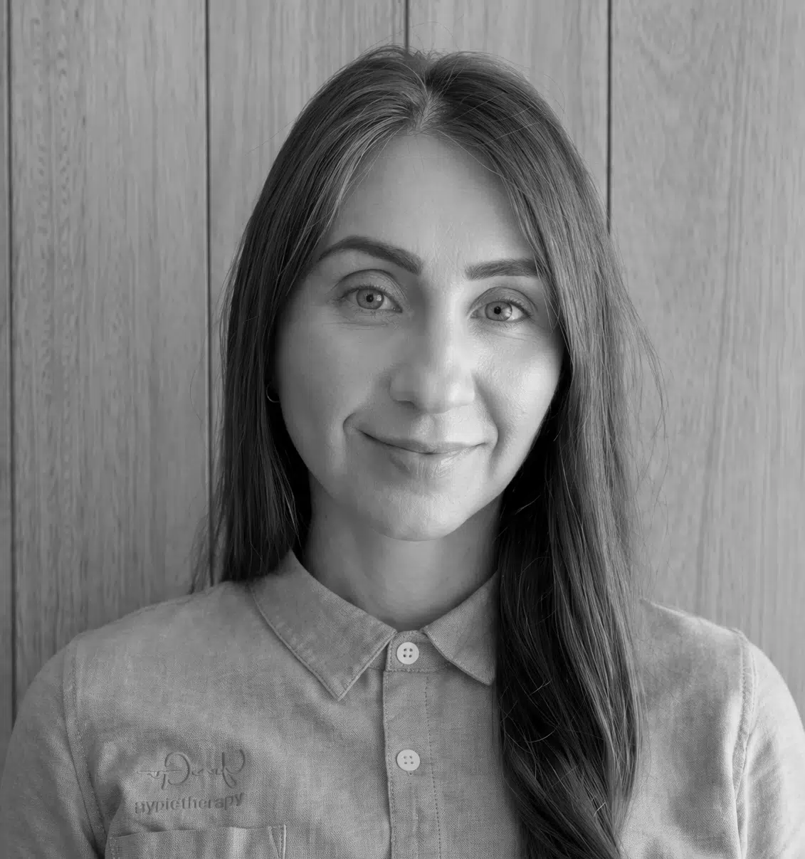 Website Portrait Aleksandra Tomic Beingwell Skincare - Ciara Henderson